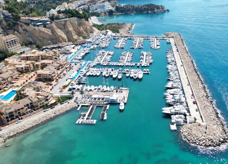 Imagen aérea del puerto deportivo de Altea (Alicante)