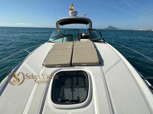 sea-ray-370-venture-17