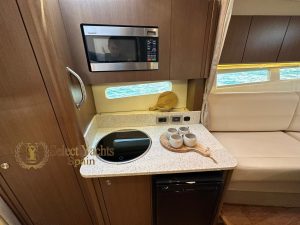 sea-ray-370-venture-23