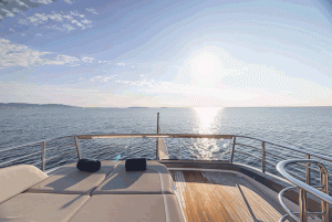 20 Princess Y72 Motor Yacht Fly aft