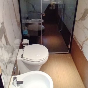 35 Ferretti 720 Flybridge Yacht