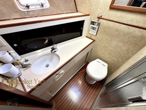 BERTRAM 46 CONVERTIBLE 21