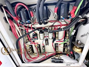 BERTRAM 46 CONVERTIBLE 32