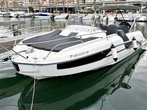 Beneteau Flyer 7.7 Sundeck 01