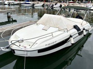 Beneteau Flyer 7.7 Sundeck 02